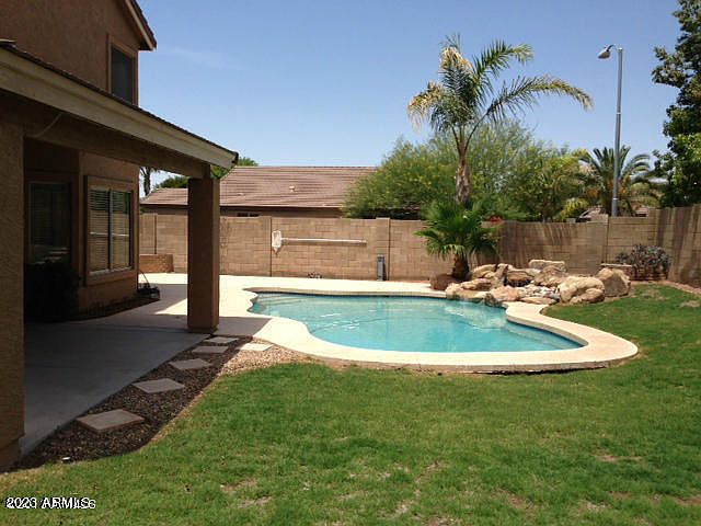 6824 W Rose Garden Ln Glendale, AZ 85308 photo 3