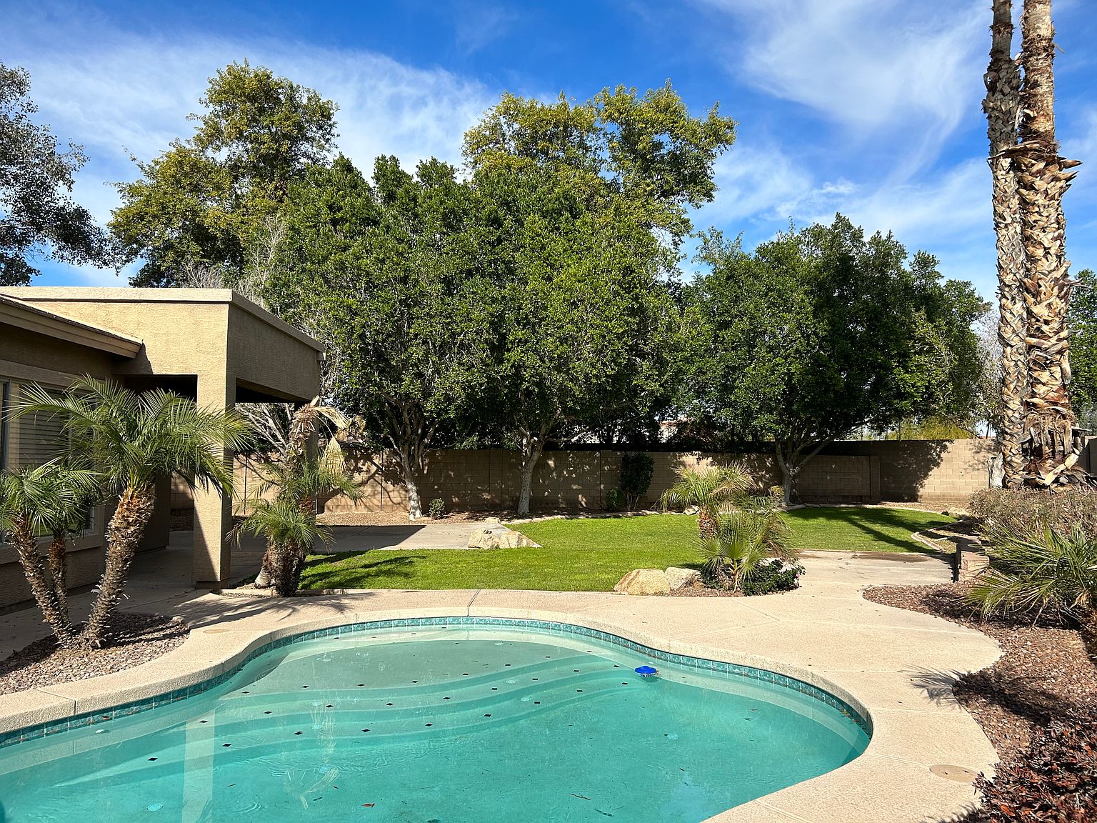 21715 N 67th Ln photo 2
