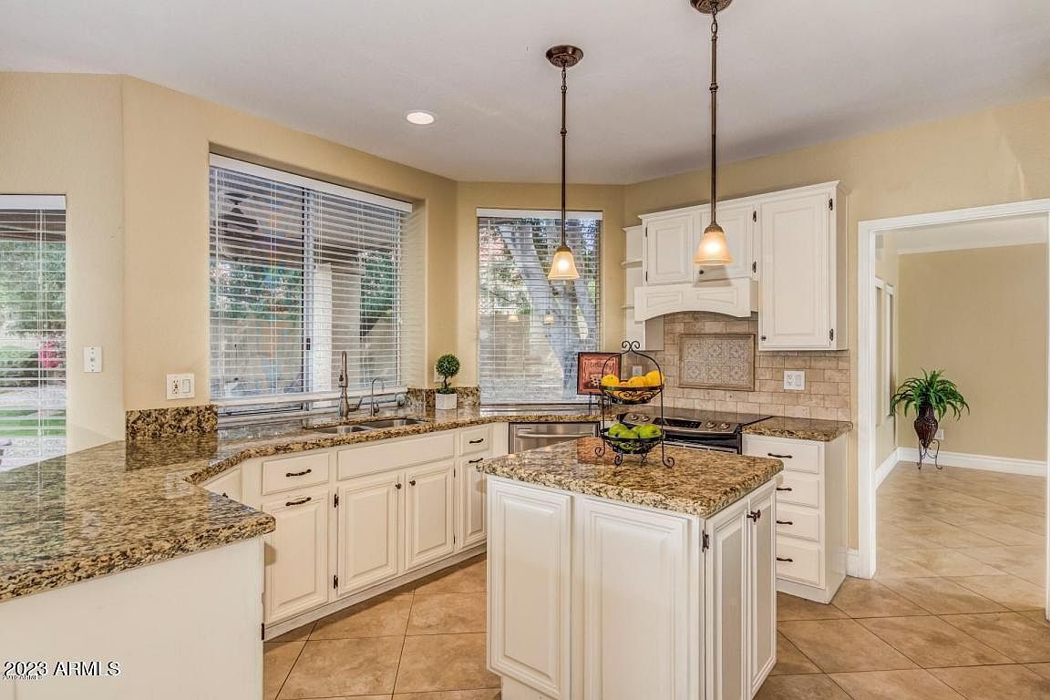6356 W Lone Cactus Dr photo 3