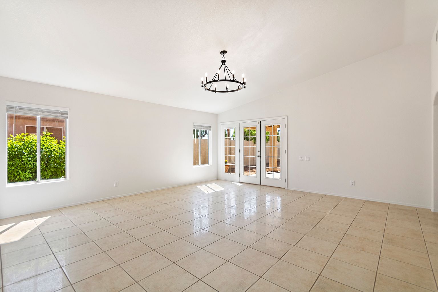 6249 W Blackhawk Dr photo 5