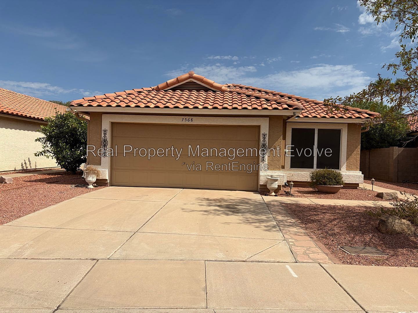 7568 West Kerry Lane, Glendale, AZ 85308 photo 3