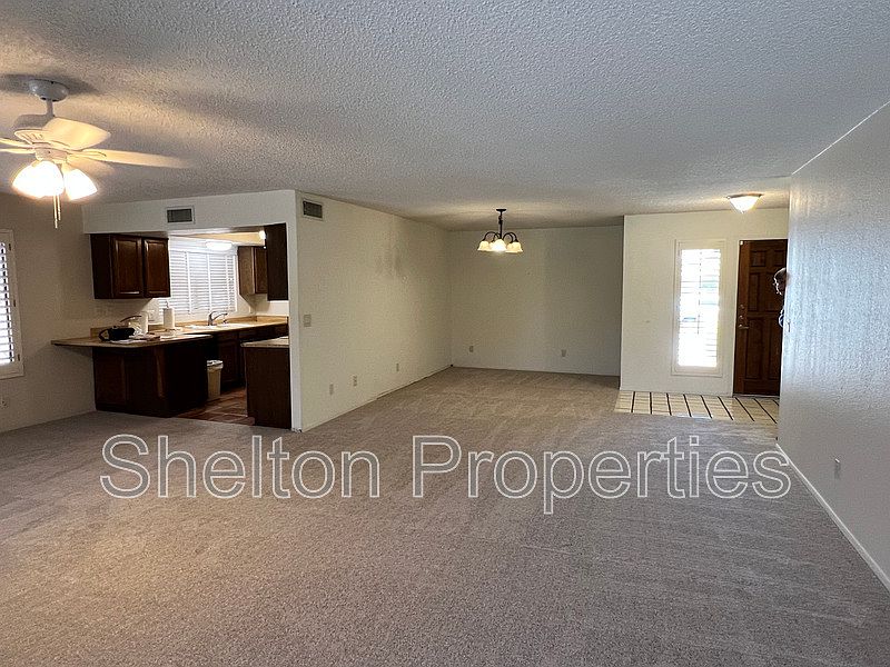 18942 N 96th Ln Peoria, AZ 85382 photo 3