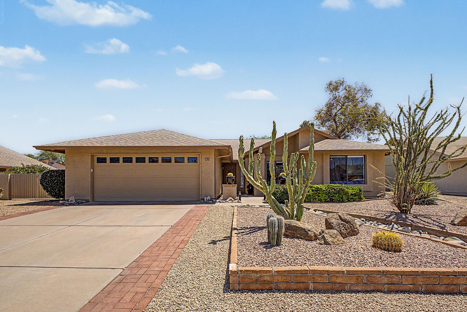 9625 W Taro Ln Peoria, AZ 85382 photo 2