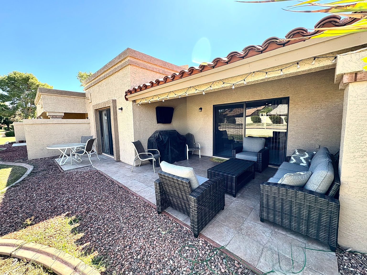 9806 W Kerry Ln photo 3
