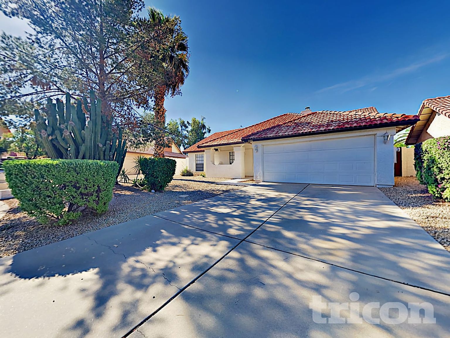 7127 W McRae Way Glendale, AZ 85308 photo 2