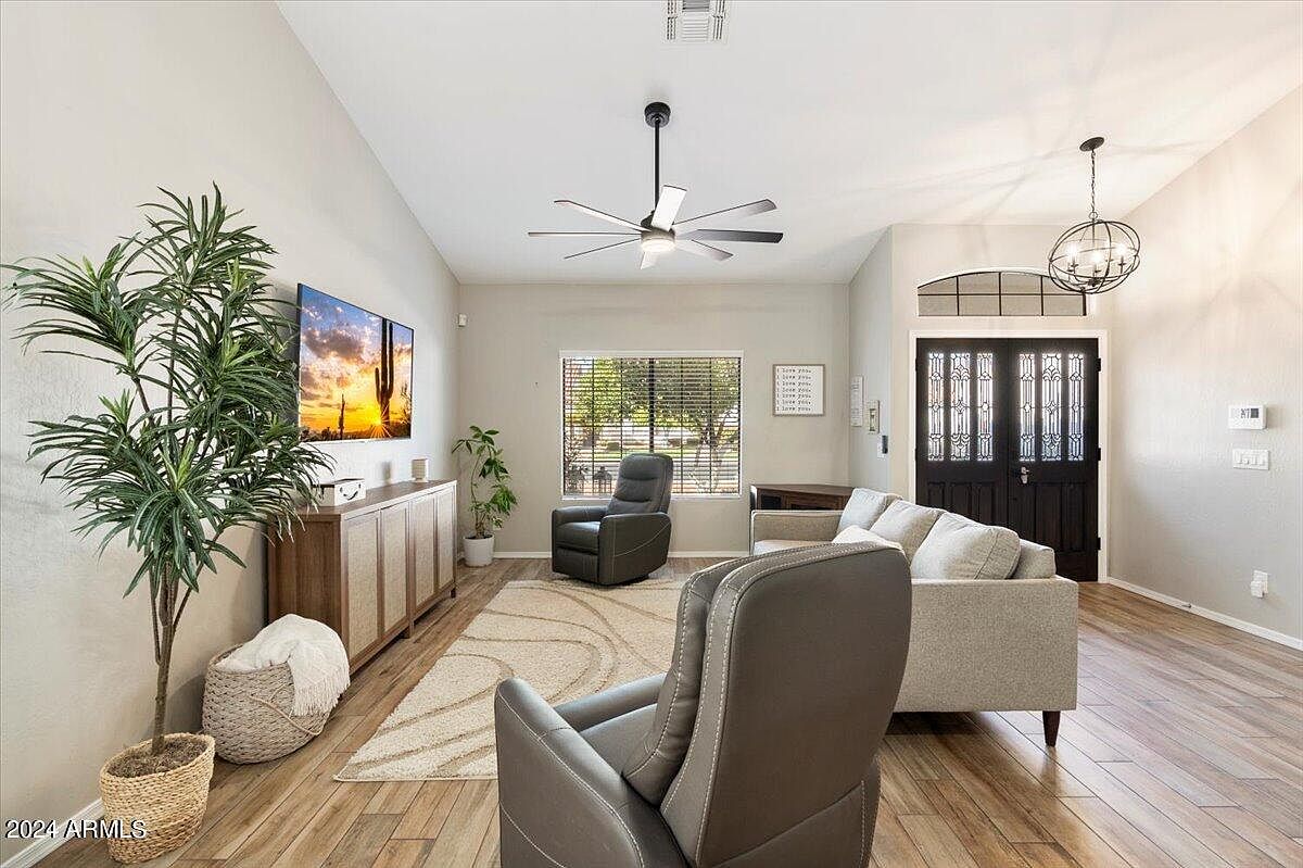 5559 W Aster Dr photo 5