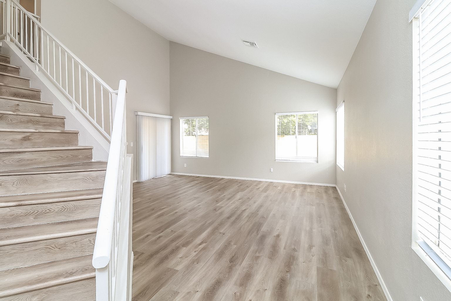 18069 N 88th Dr photo 5