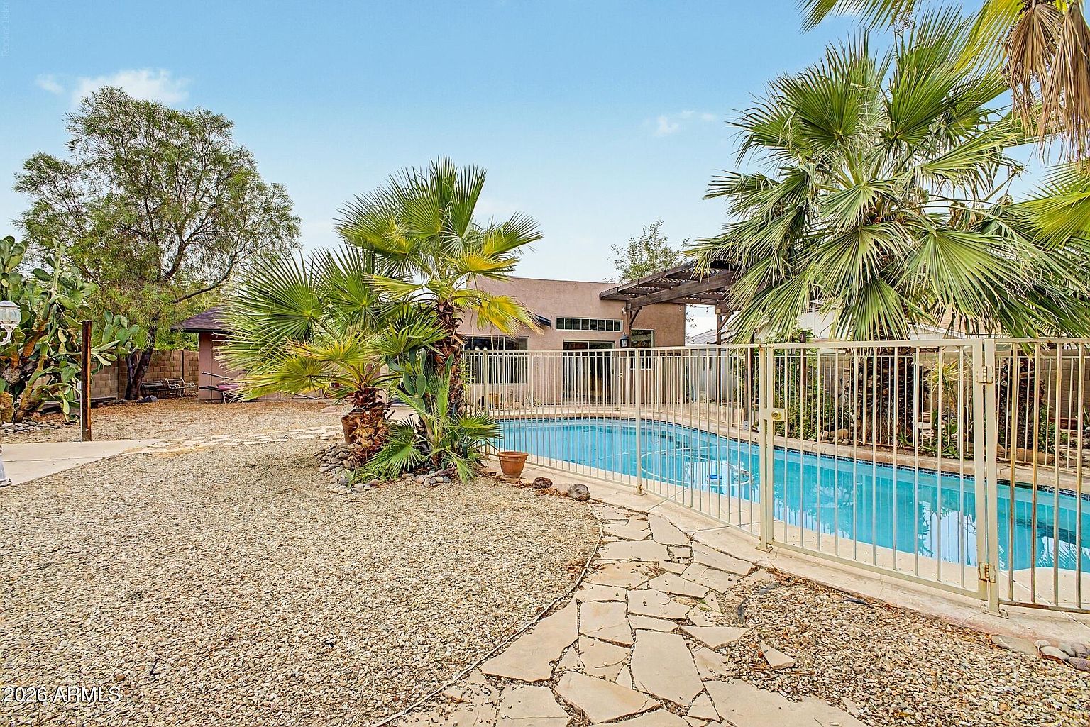 6616 W Aire Libre Ave photo 2