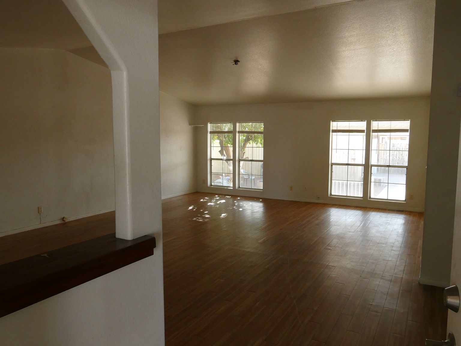 16028 N 69th Ave photo 2