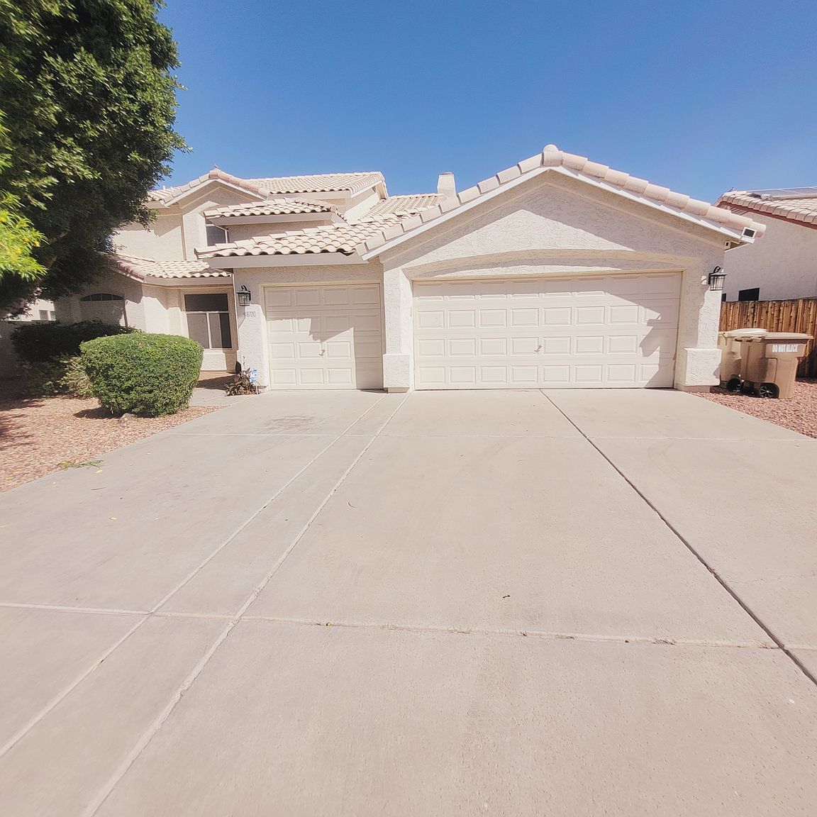 8720 W Kathleen Rd Peoria, AZ 85382 photo 2