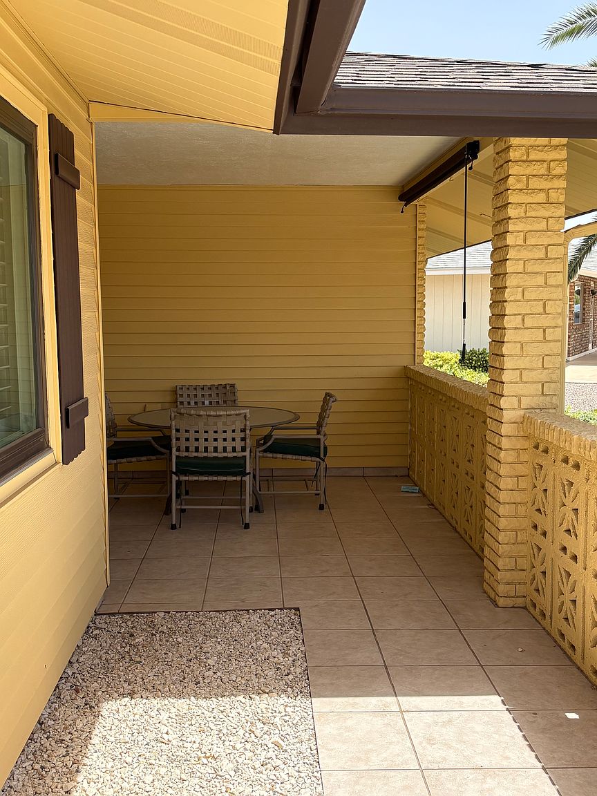 13838 N Sahara Dr photo 2