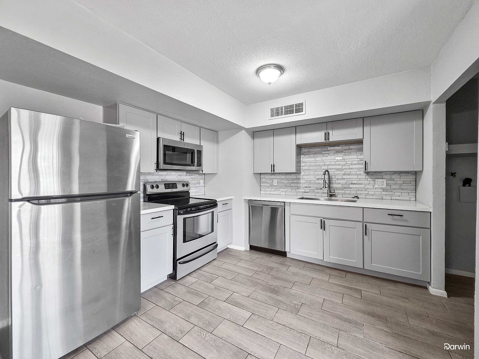 5352 W Banff Ln photo 2