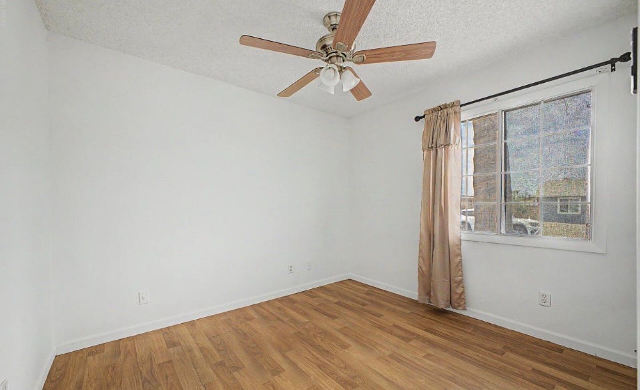 5232 W Mauna Loa Ln Glendale, AZ 85306 photo 5
