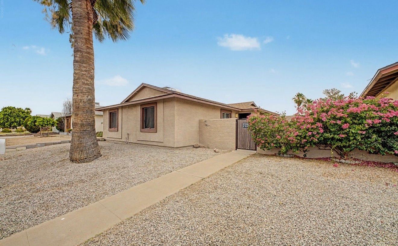 5232 W Mauna Loa Ln Glendale, AZ 85306 photo 2