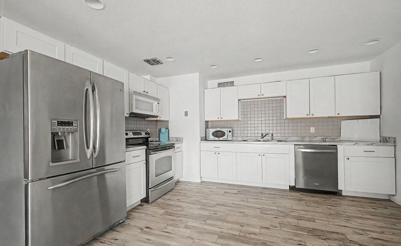 5232 W Mauna Loa Ln Glendale, AZ 85306 photo 3