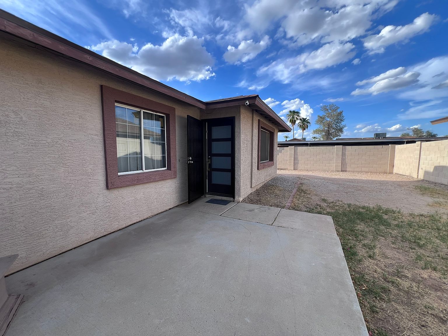 5232 W Mauna Loa Ln Glendale, AZ 85306 photo 4