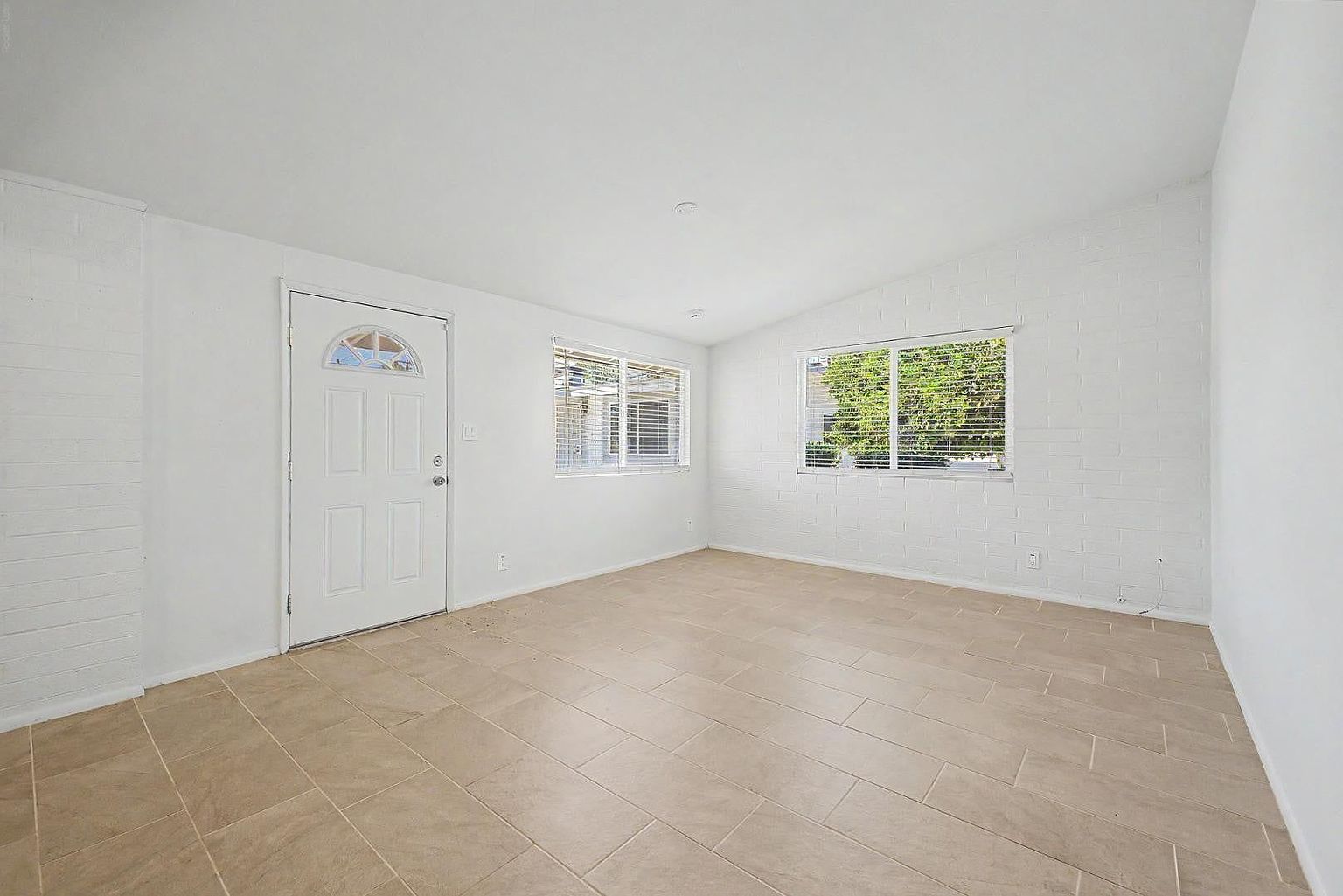 10606 W Oakmont Dr Sun City, AZ 85351 photo 4
