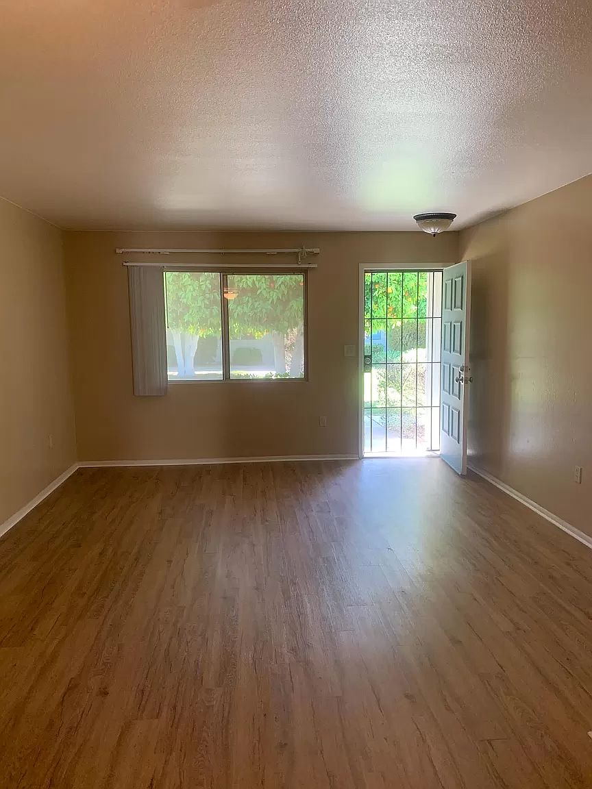 10620 W Coggins Dr photo 3