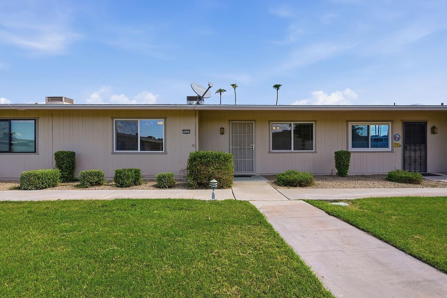 10922 W Santa Fe Dr