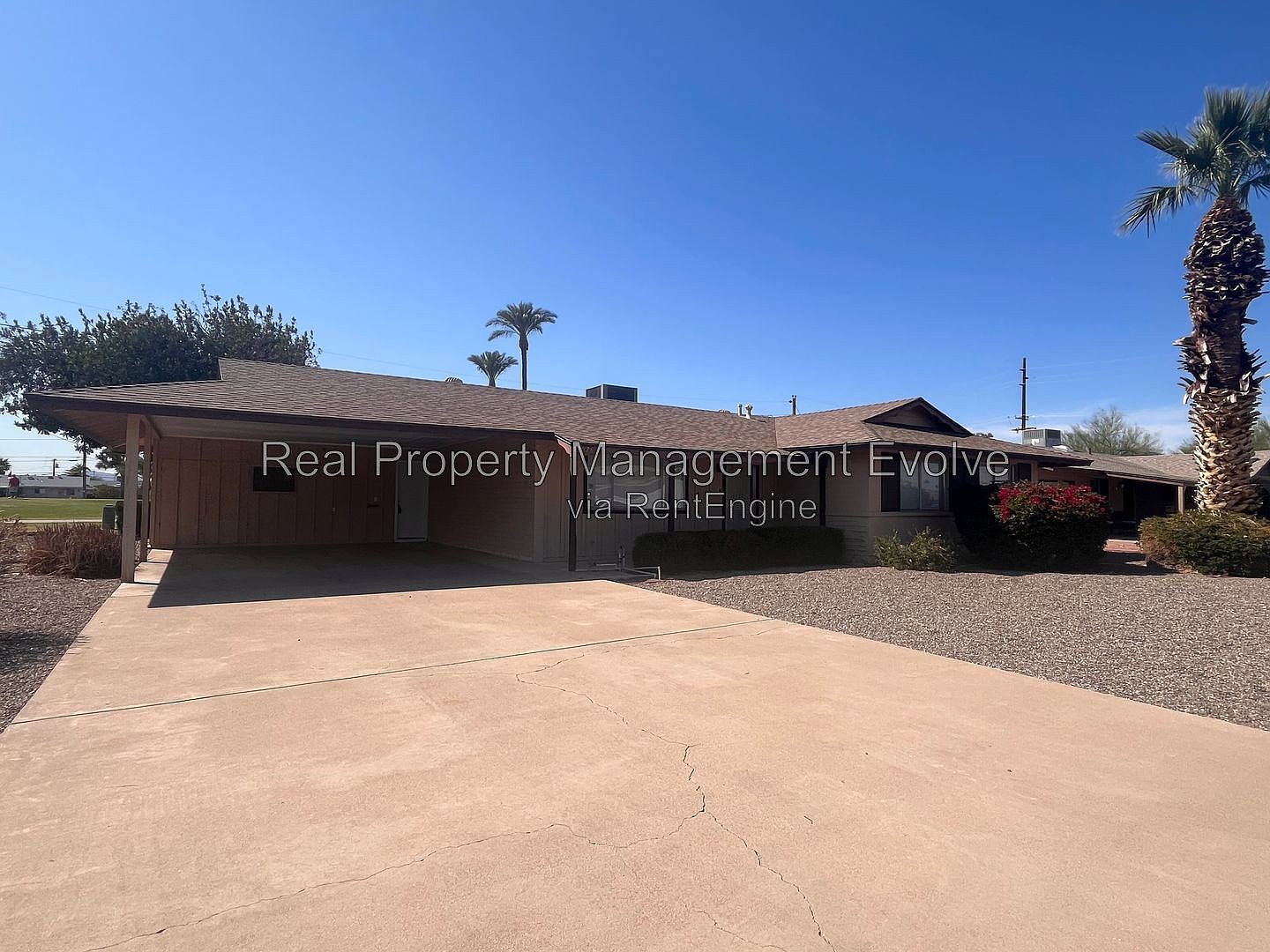 12076 N Pebble Beach Dr Sun City, AZ 85351 photo 2
