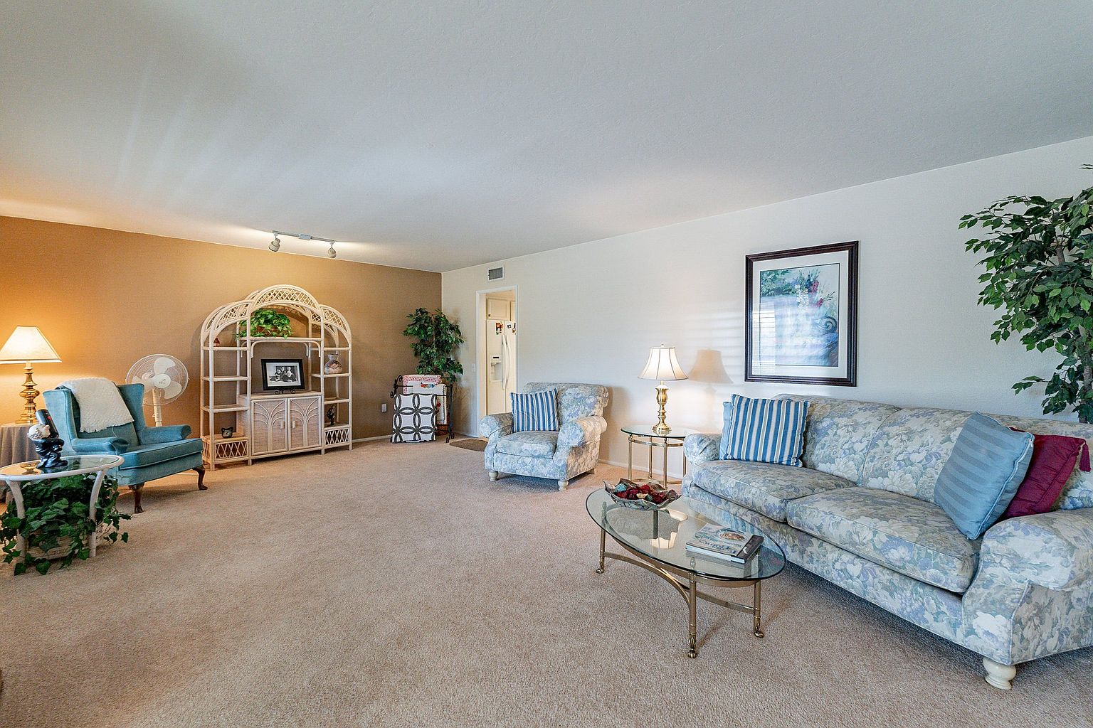 9909 W Concho Cir photo 4