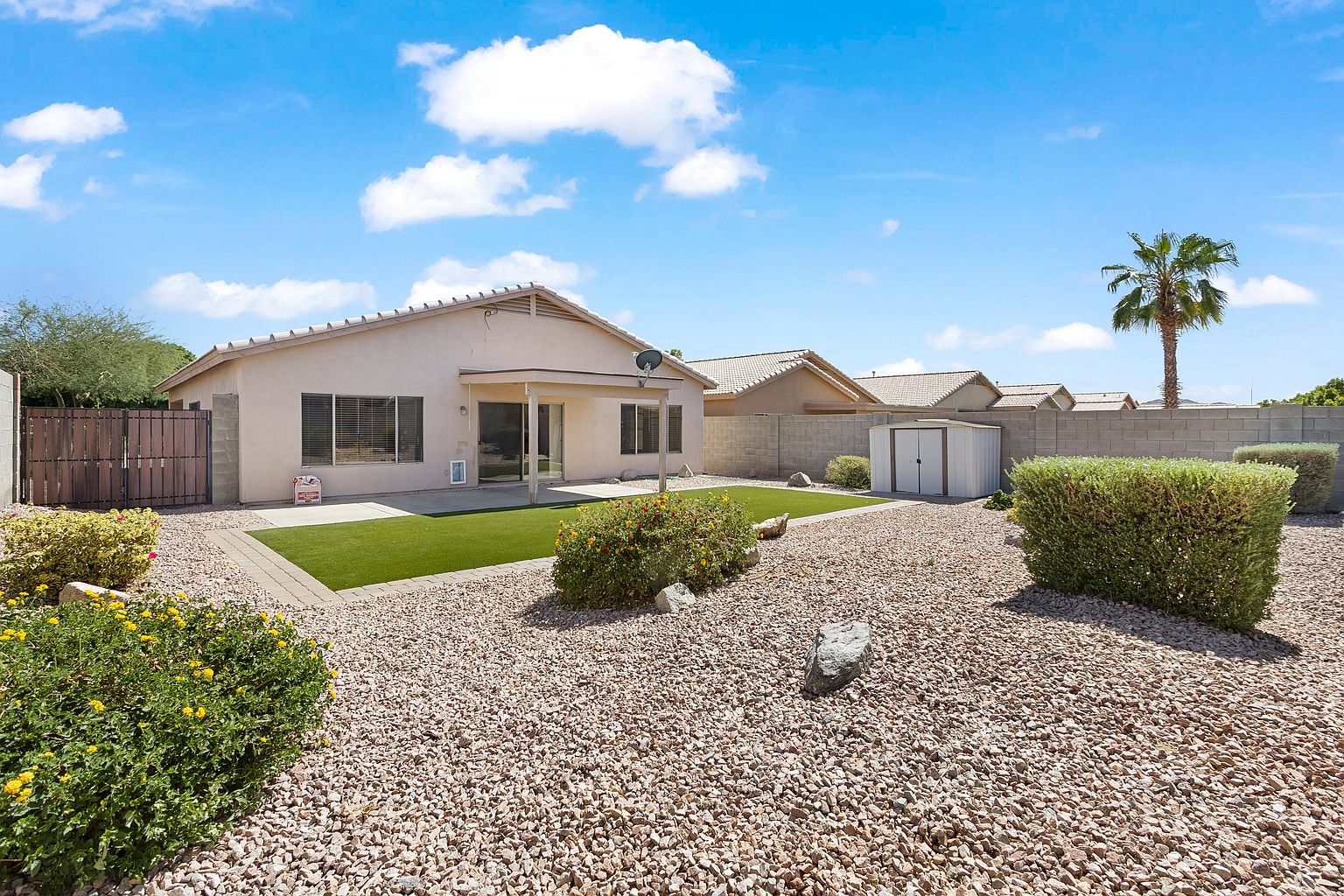 6602 W Honeysuckle Dr photo 4