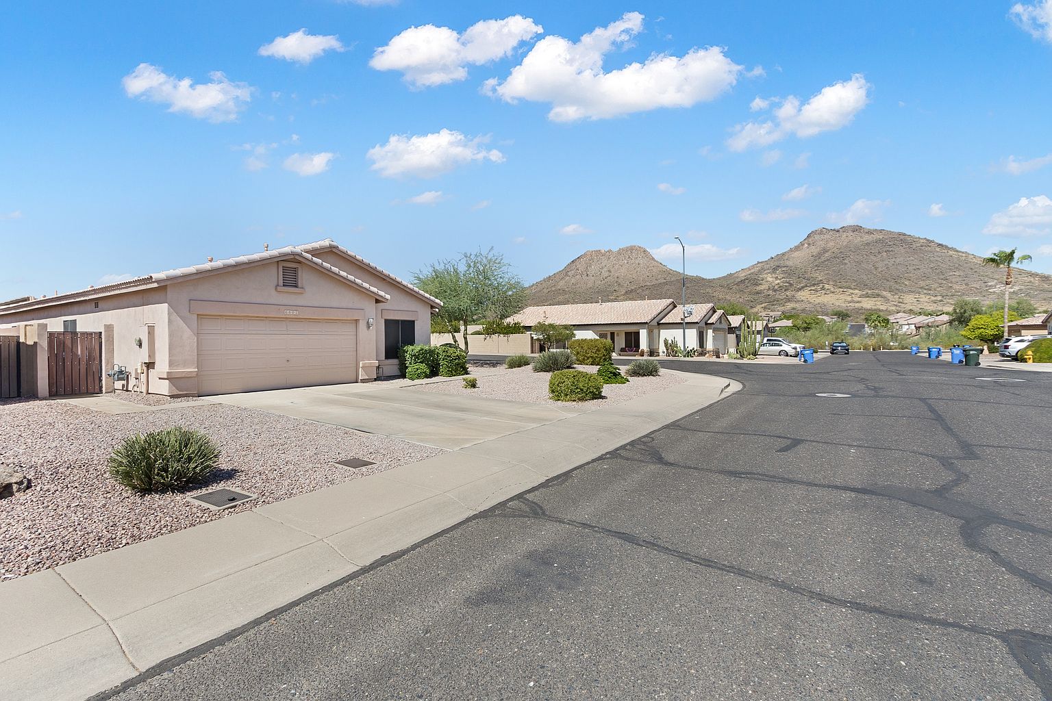 6602 W Honeysuckle Dr photo 2
