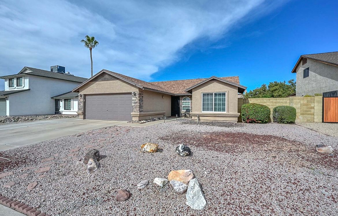 3918 W Calle Lejos photo 2