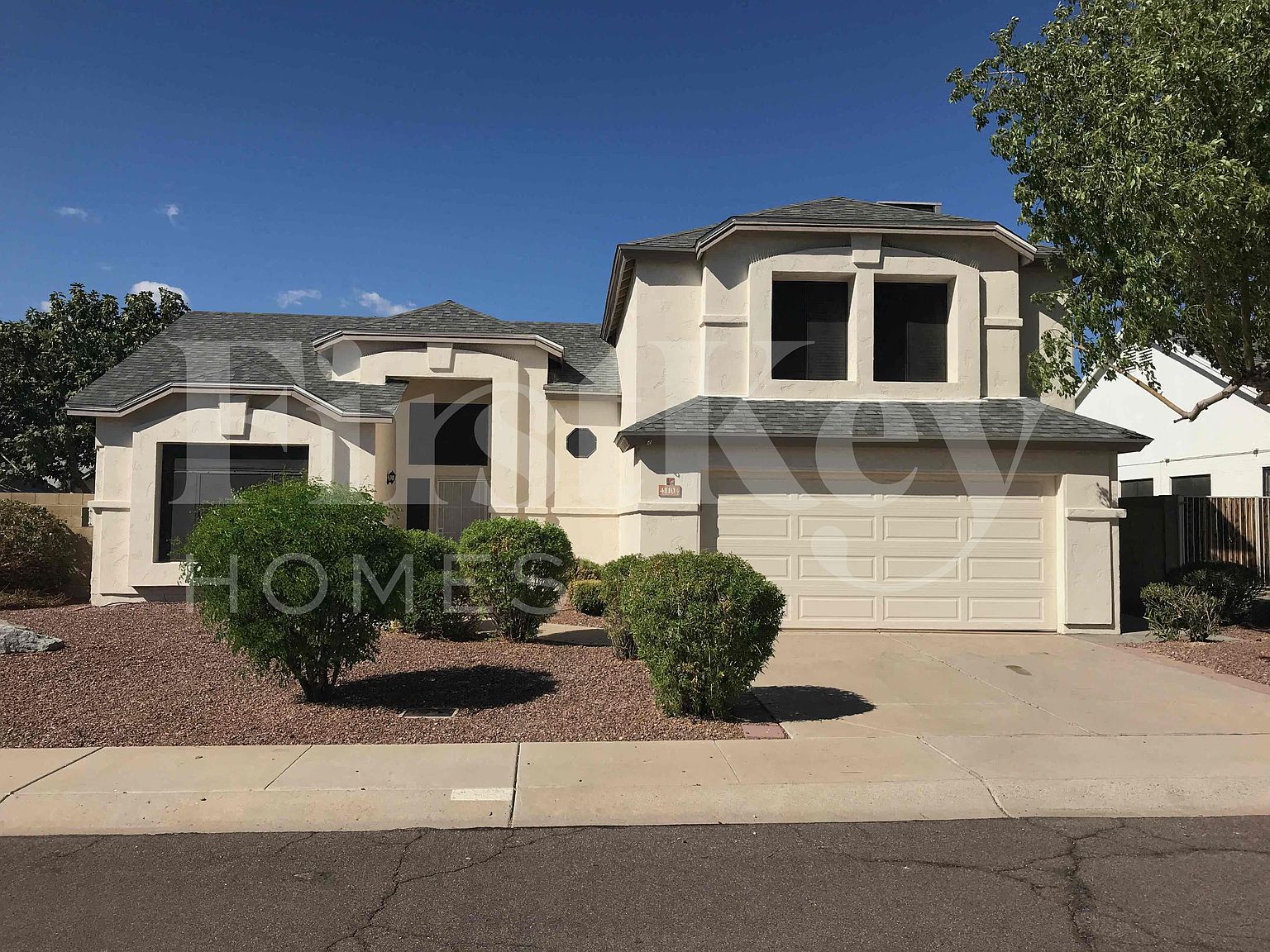 4110 W Questa Dr Glendale, AZ 85310 photo 2