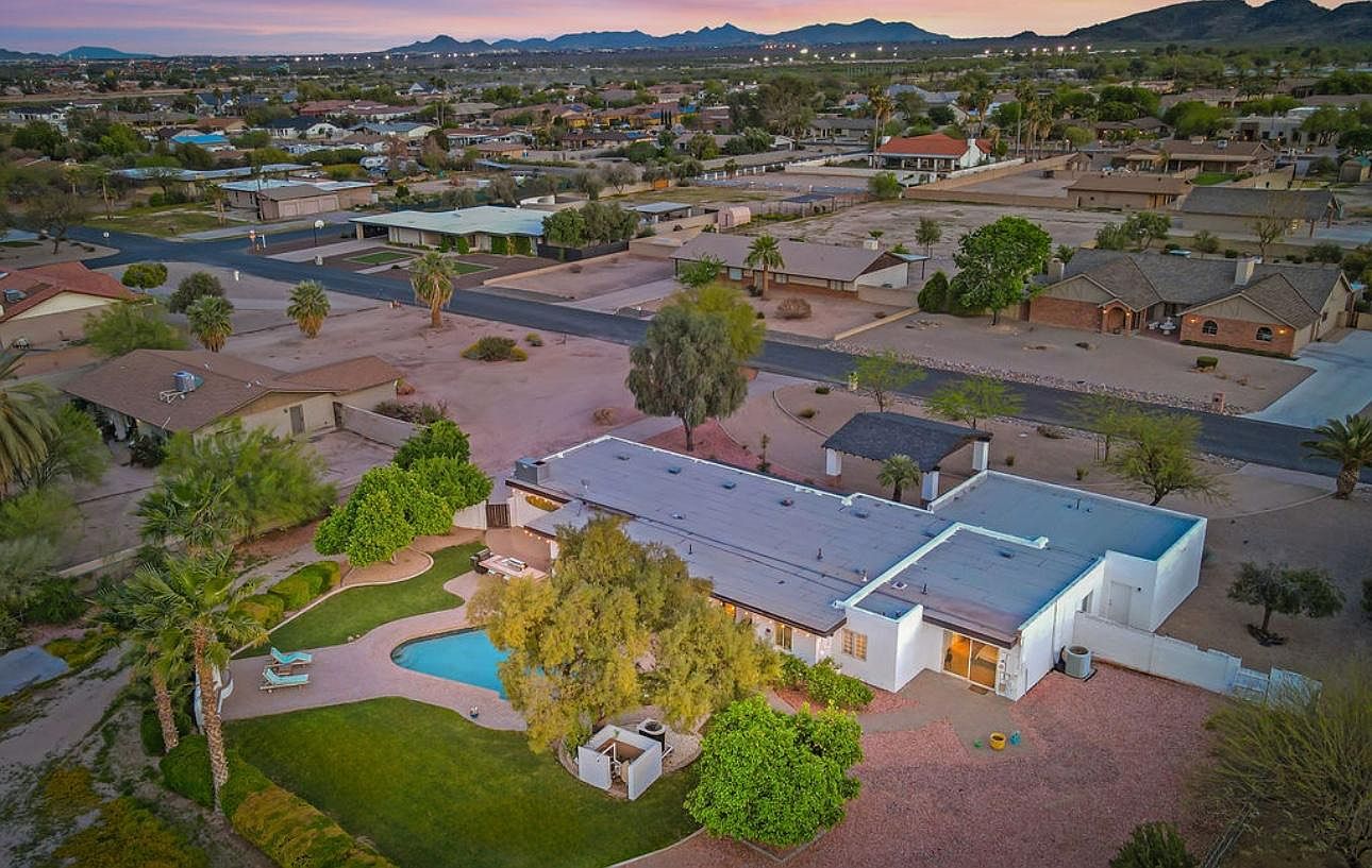 4928 W Soft Wind Dr photo 2