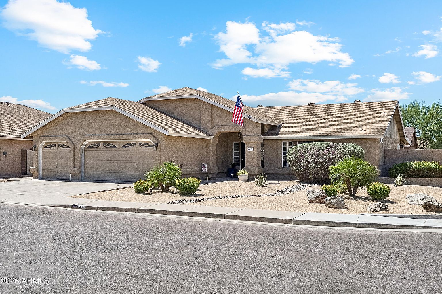 4451 W Creedance Blvd Glendale, AZ 85310 photo 2