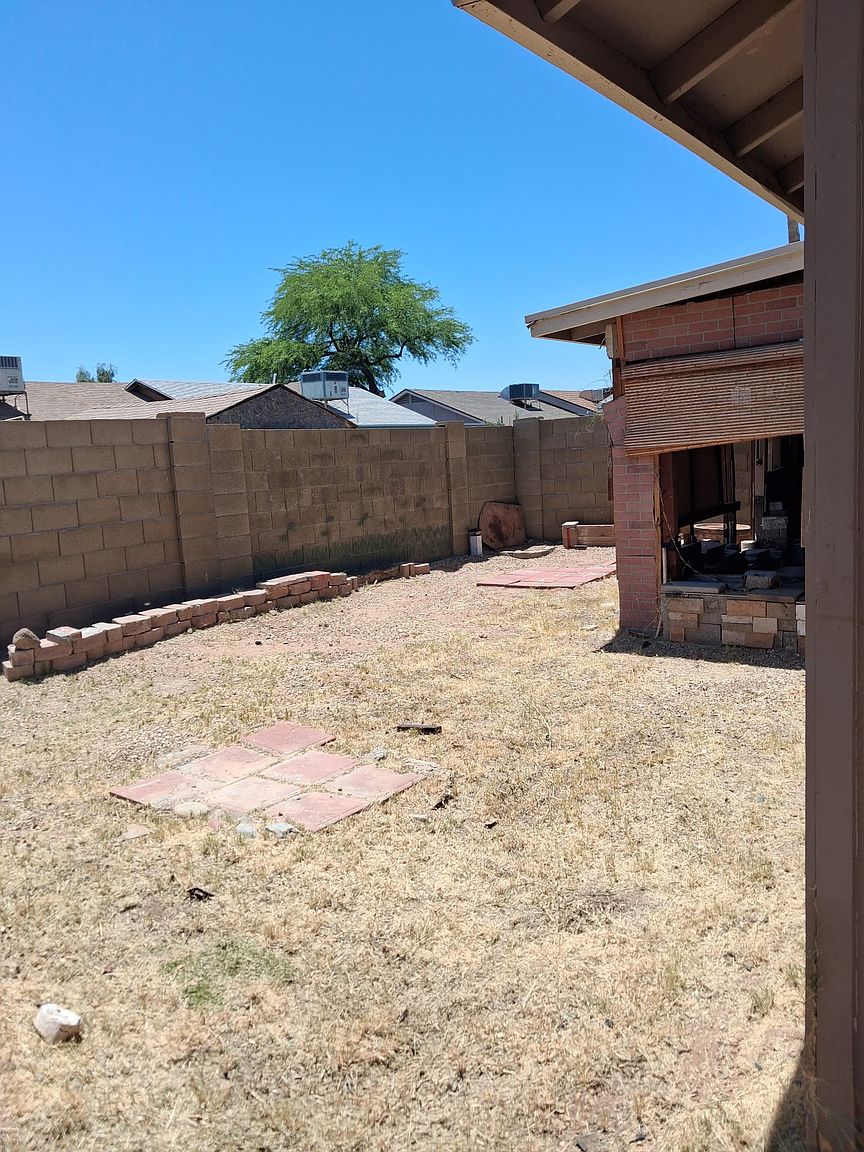 3025 W Irma Ln photo 3