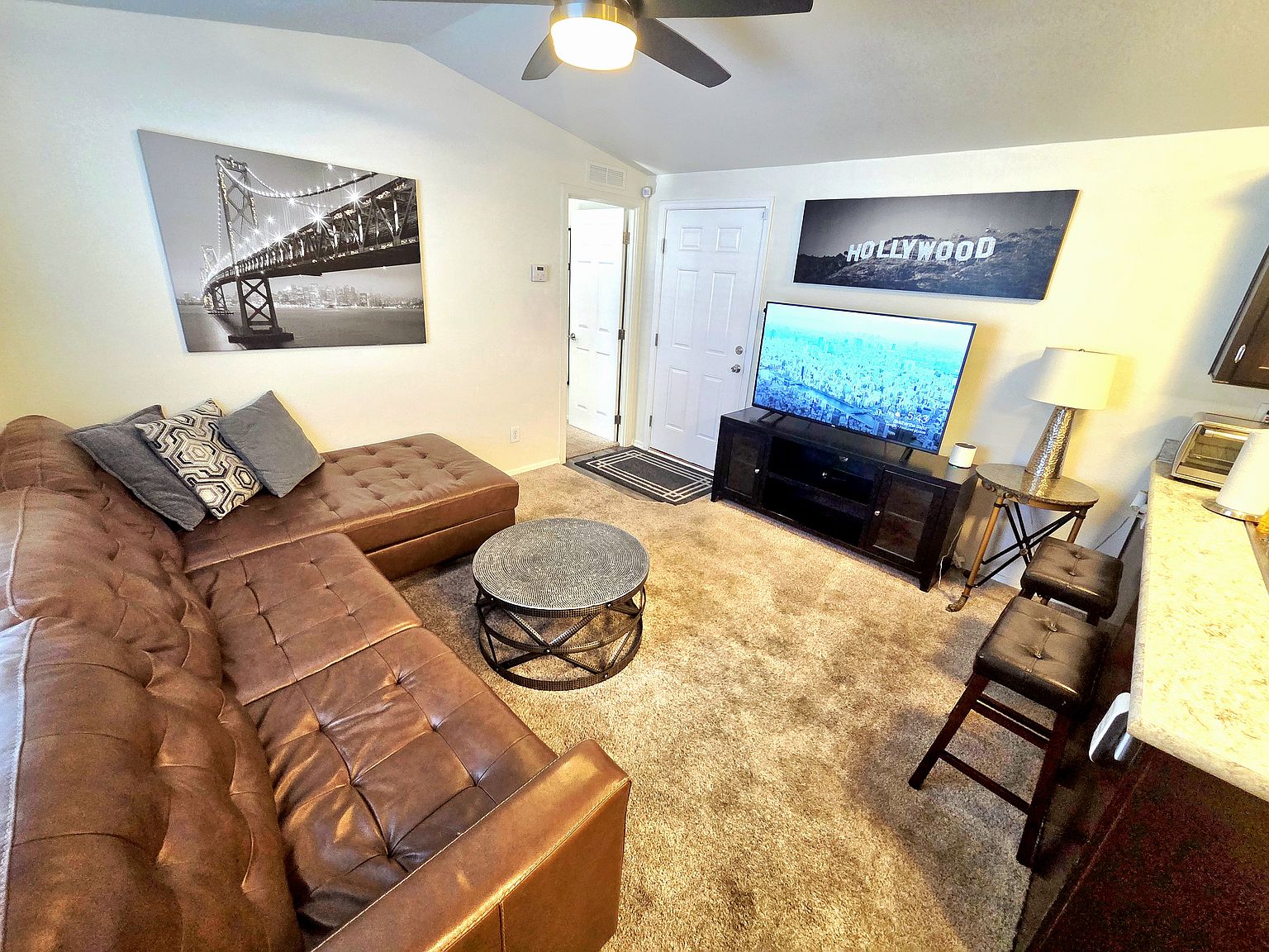 3622 W Monona Dr photo 2