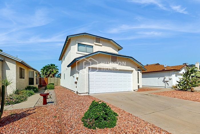 19822 N 47th Dr photo 4