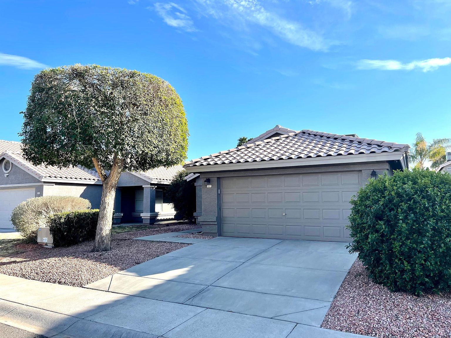 5007 W Oraibi Dr photo 2