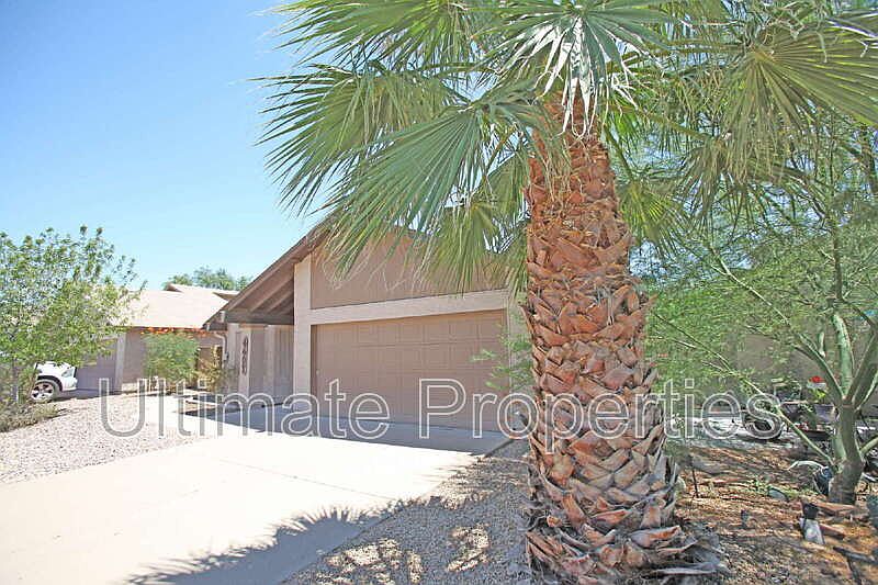 4407 W Kimberly Way photo 4