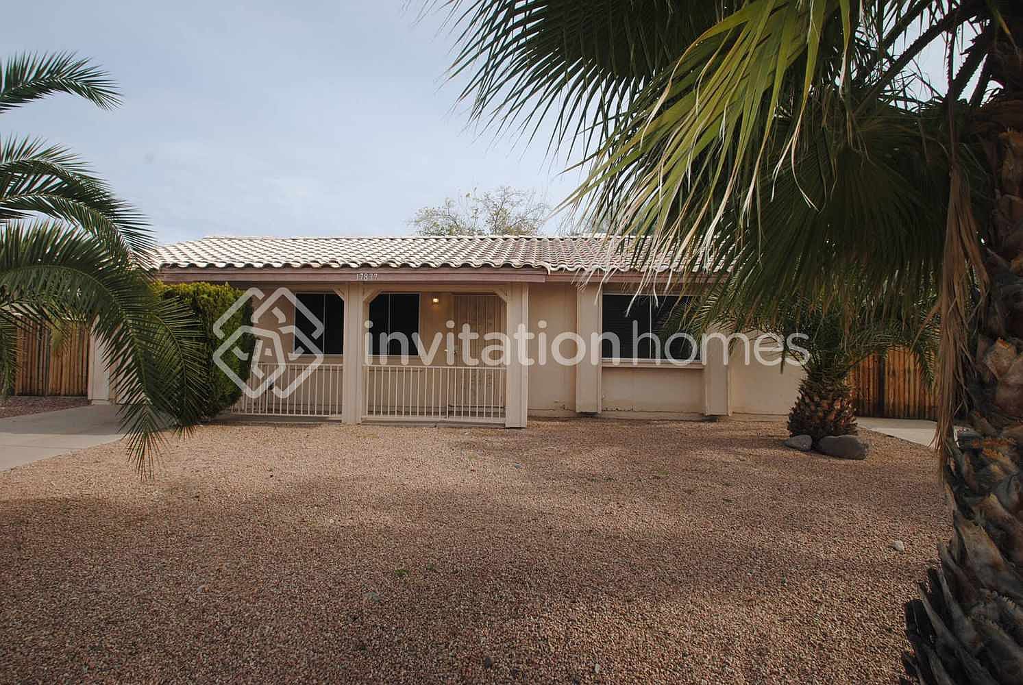 17837 N 31st Dr photo 3