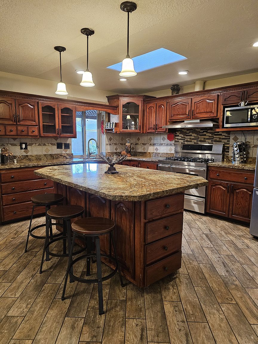 2911 W Campo Bello Dr photo 3