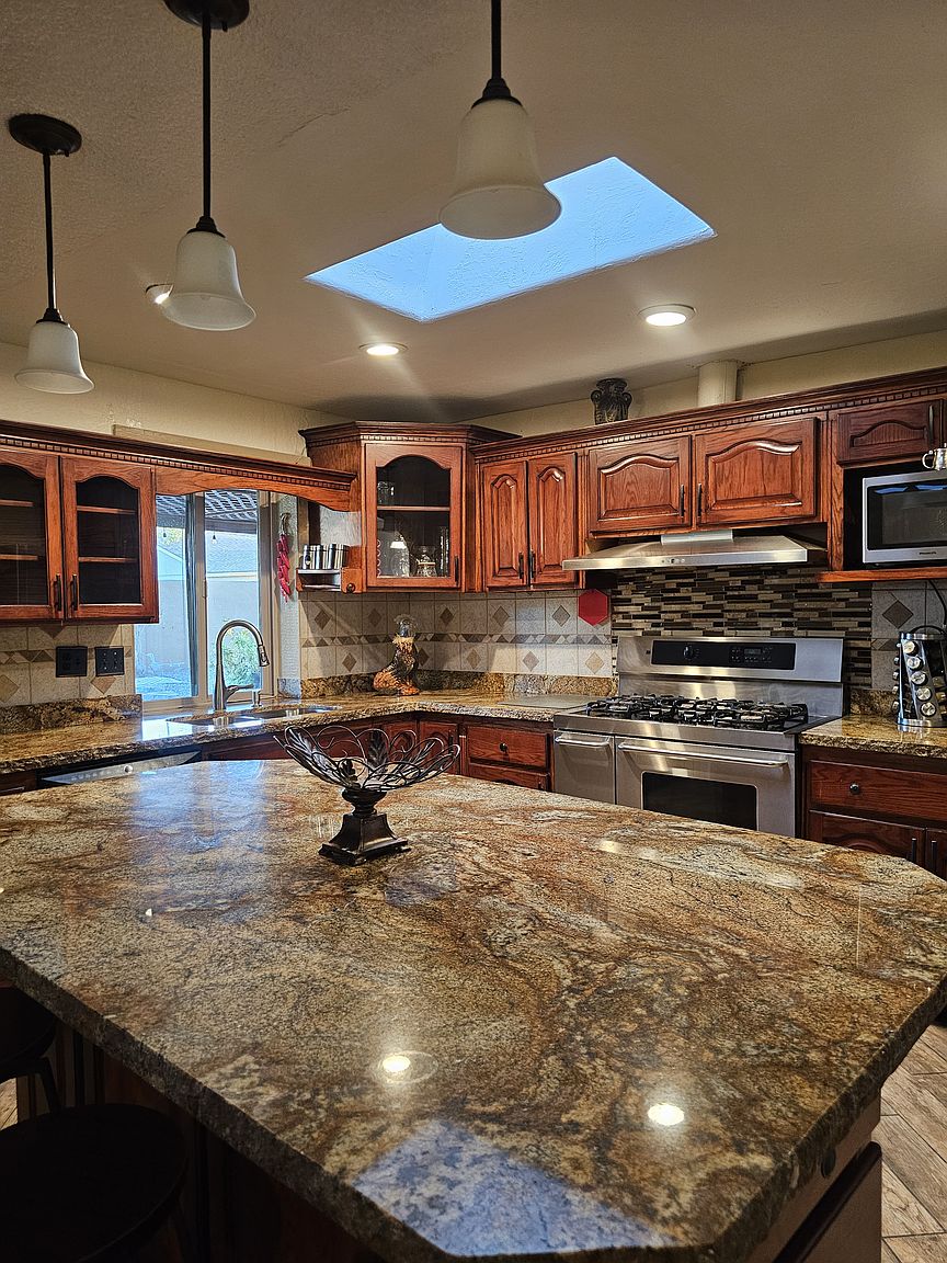 2911 W Campo Bello Dr photo 2