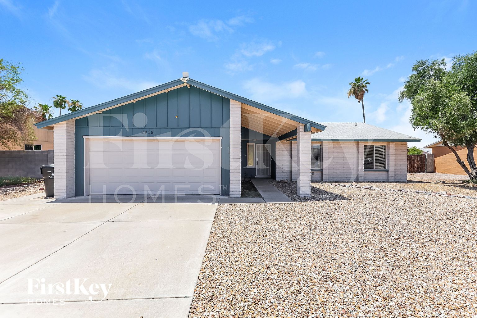 2915 W Danbury Dr Phoenix, AZ 85053 photo 2