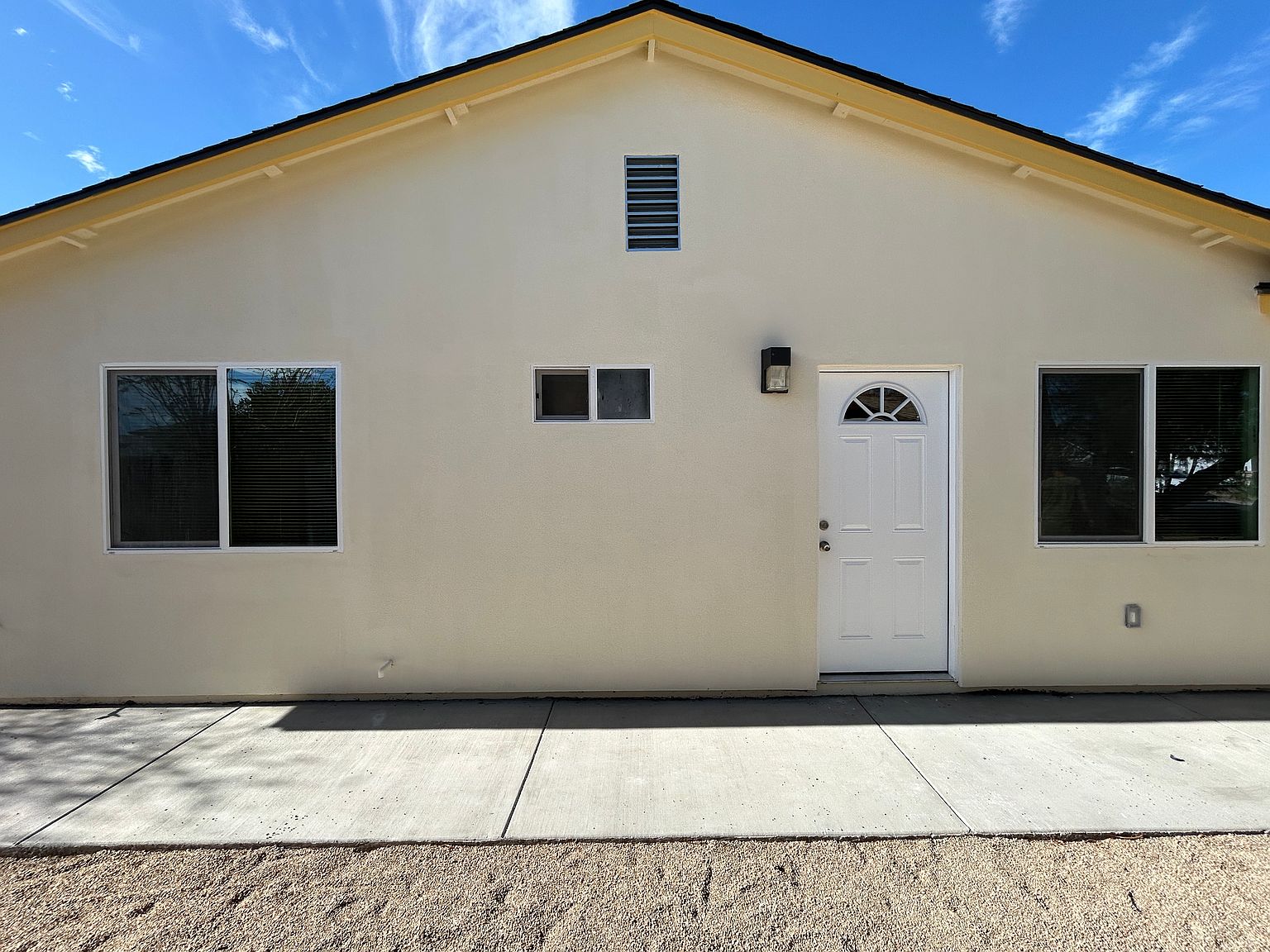 14016 N 34th Dr photo 2