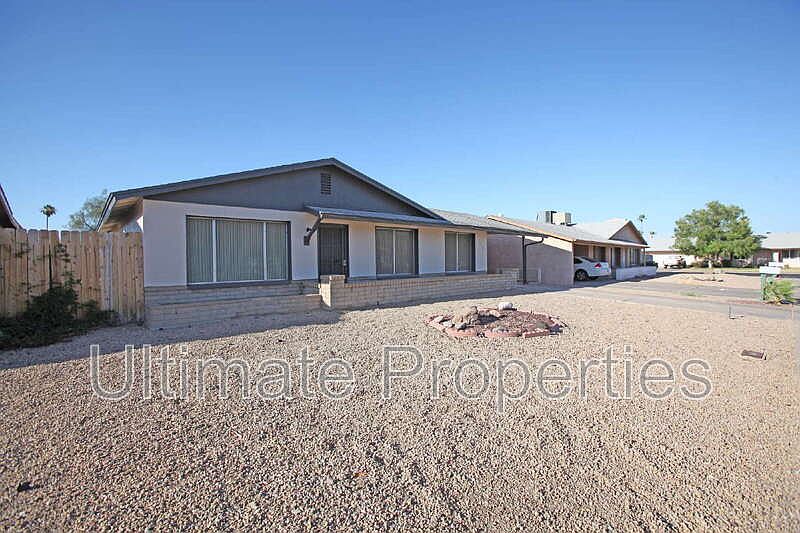 3832 W Acapulco Ln Phoenix, AZ 85053 photo 5