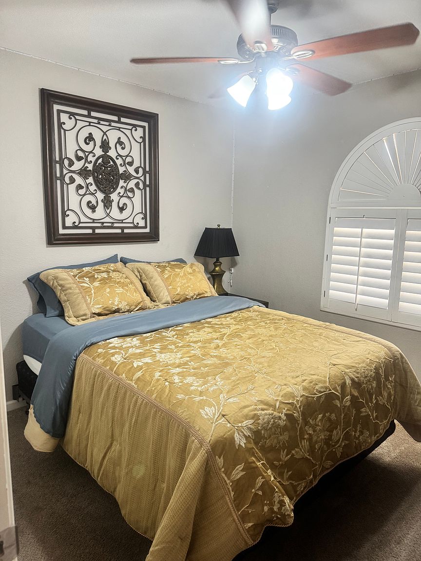 3834 W Carol Ann Way photo 3
