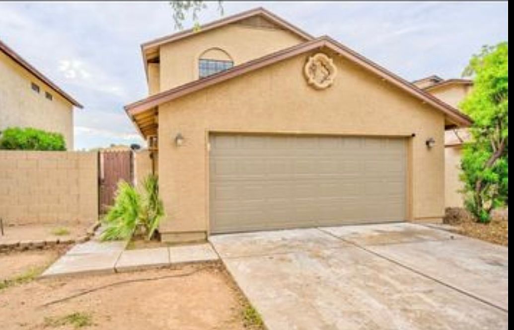 3721 W Waltann Ln photo 2