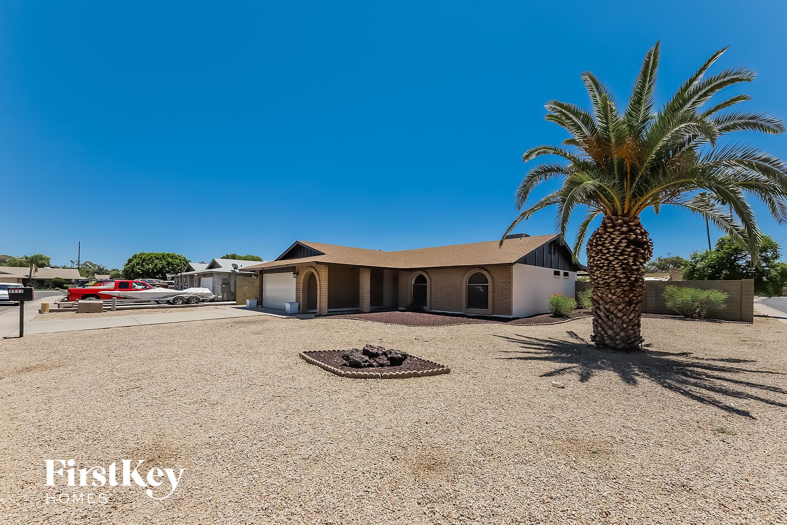 3533 W Phelps Rd Phoenix, AZ 85053 photo 2