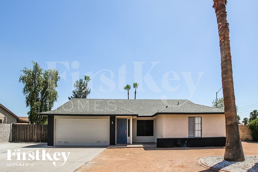 4237 W Grovers Ave Glendale, AZ 85308 photo 4