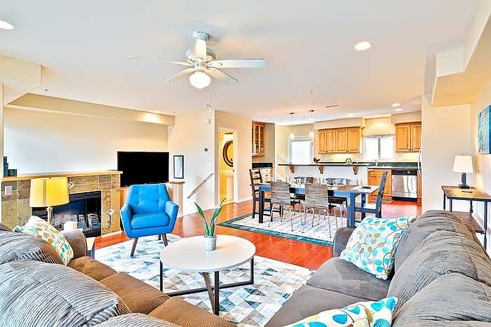 4682 Mission Blvd photo 2