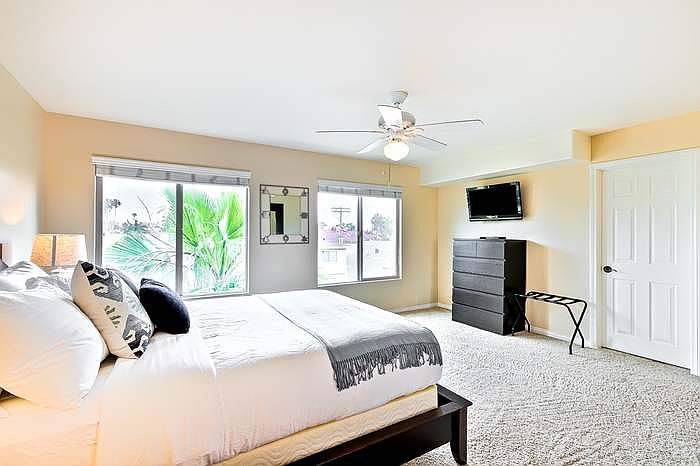 4682 Mission Blvd photo 5