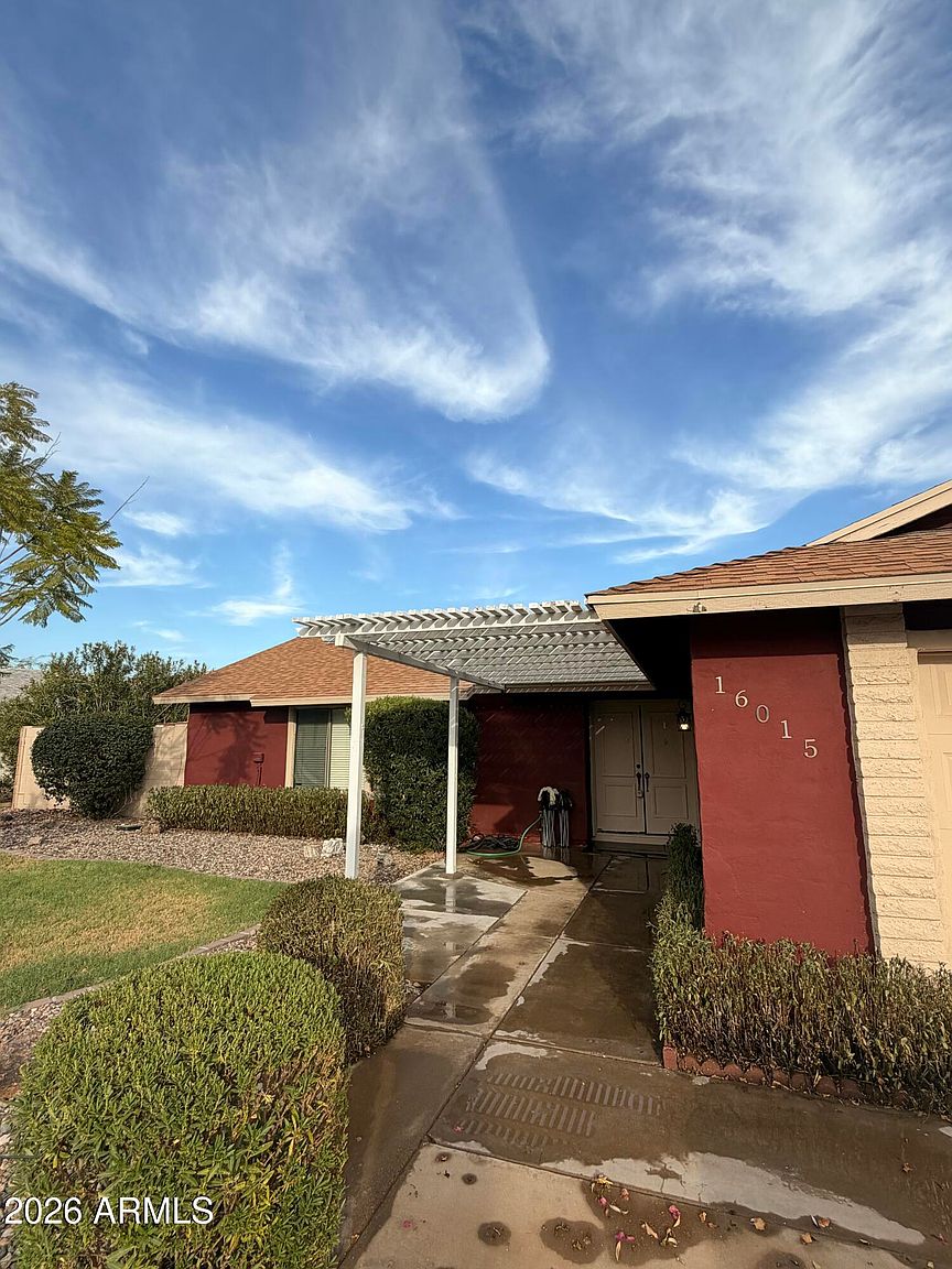 16015 N 47th Dr photo 5