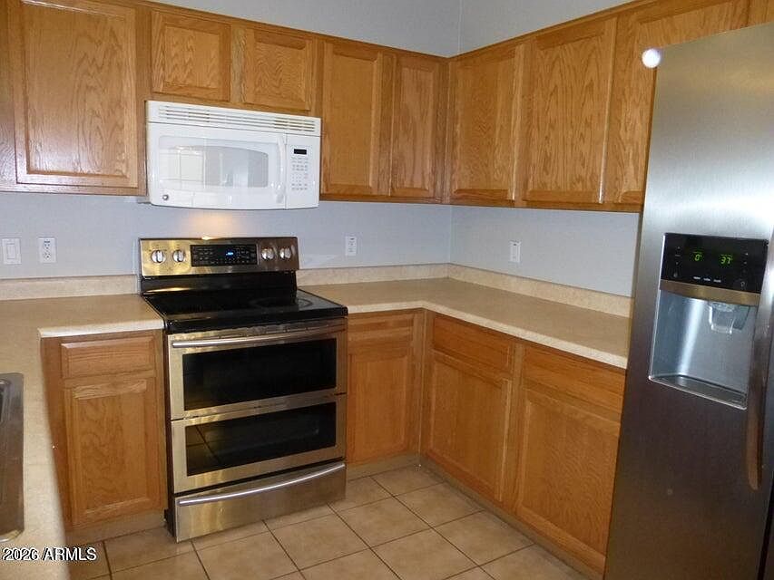 2727 N Price Rd photo 4
